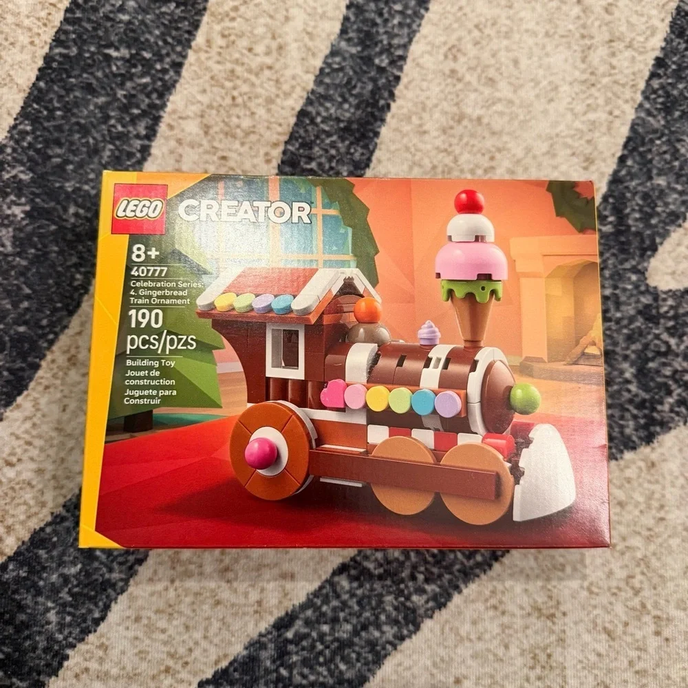 LEGO 40777 Creator Celebration Series Gingerbread Train Ornament 190pcs New